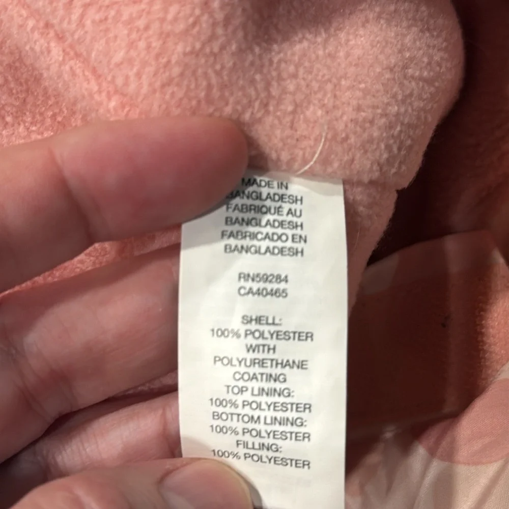 The children’s place girls camouflage pink bib snowpants size 4T .